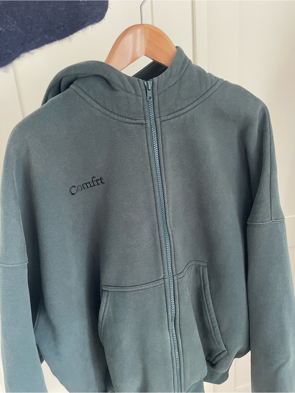 Comfrt Women's Zip Hoodie Sweater in Dusty Green